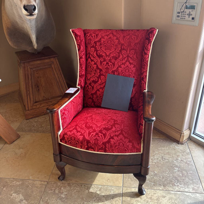 Wood+Red Floral Pattened Fabric Ch (MKH)