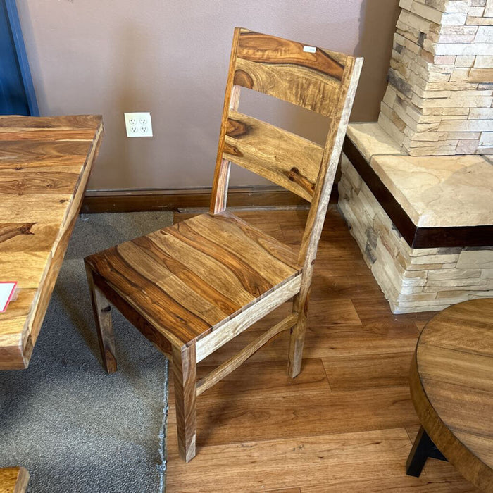 Live Edge Multi-ton DR Table + 4 Chairs/Bench (LCKH)