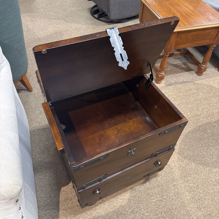 Rustic DW End Table (BAI)