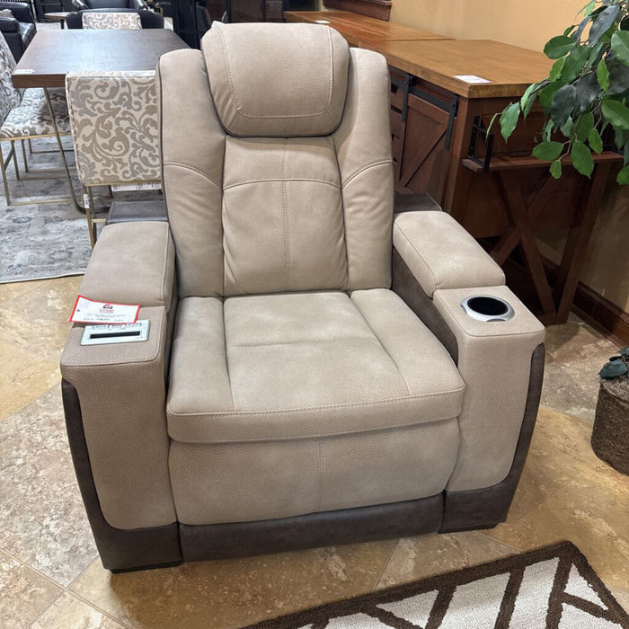 Durapella Tan Electric Recliner(IIH)