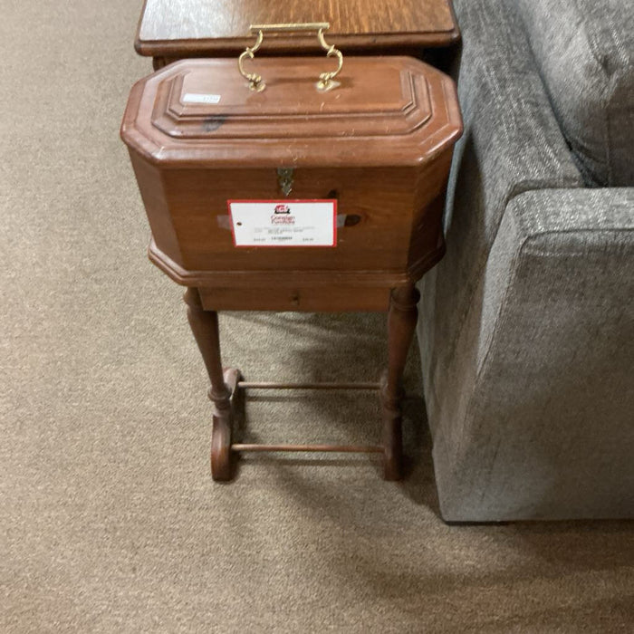 DW/Fern Spindle Decor(LS)