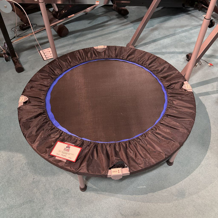 Small Trampoline (KL)