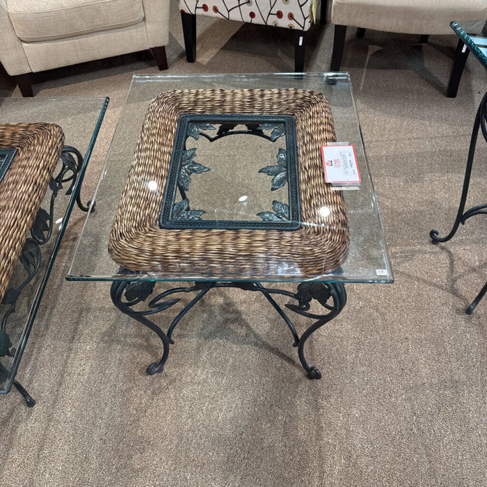 GT Metal Leaf+Wicker End Table (KL)