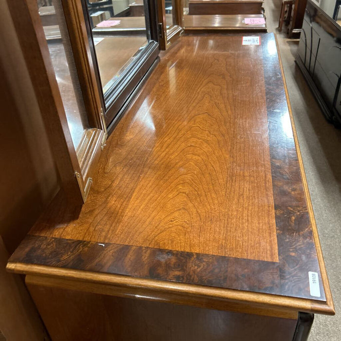 7-Drawer 2-Door DW Oriental Dresser/Mirror(ATH)