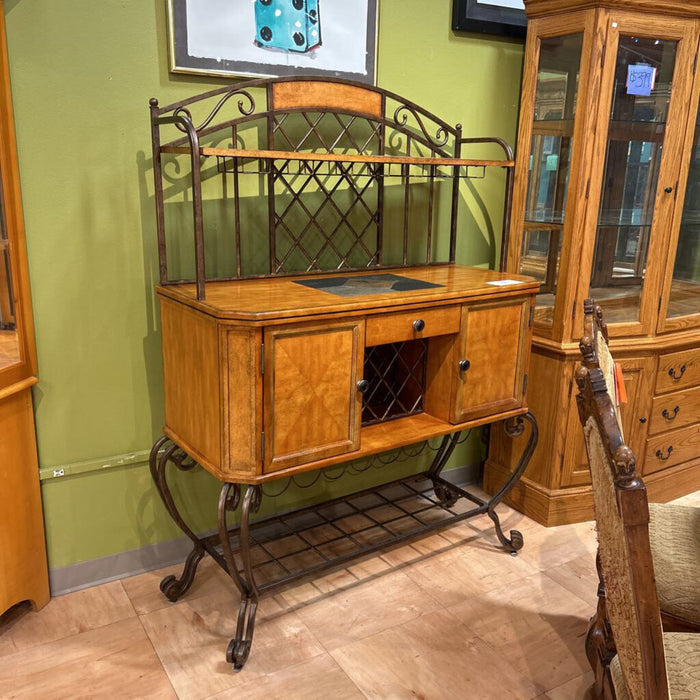 LW Stone/Metal Wine Bar(ALK)