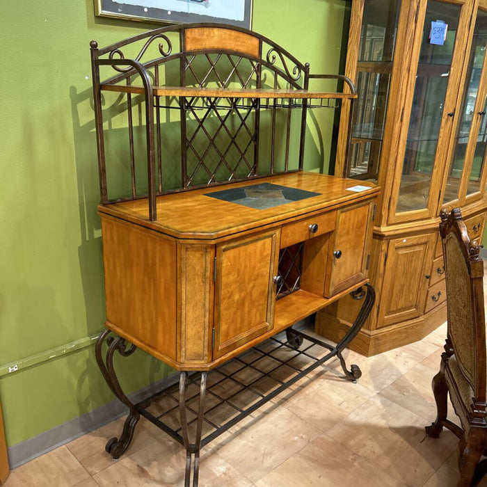 LW Stone/Metal Wine Bar(ALK)