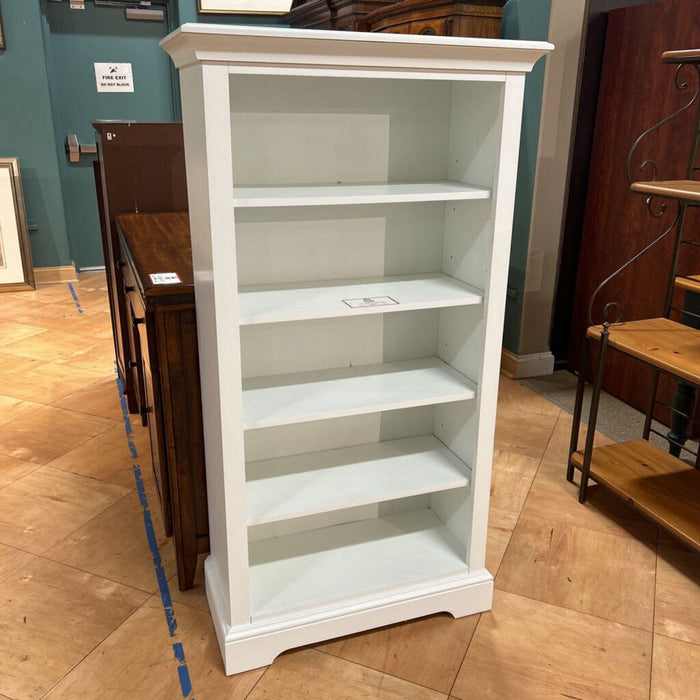 White Bookcase (BTK)