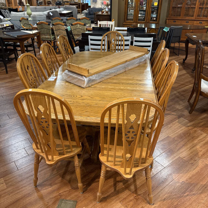 Oak DR Table + 9 Chairs (ALK)