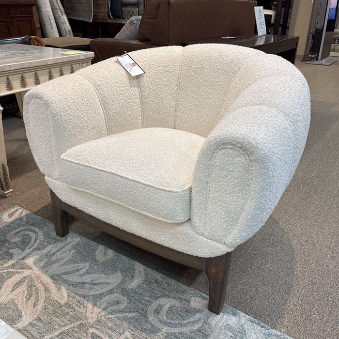 Otto White Fabric Chair (53005256) (BKHH)