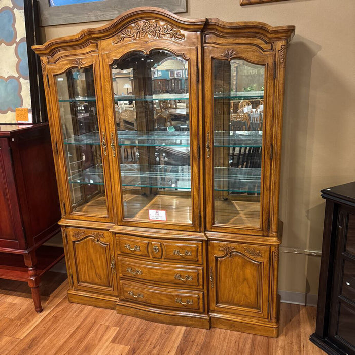 2PC Ornate Oak Hutch(KLH)