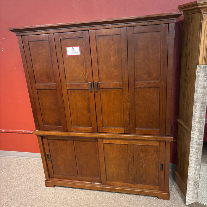 Large 2pc Ent Center Crate-N-Barrel (ATH)