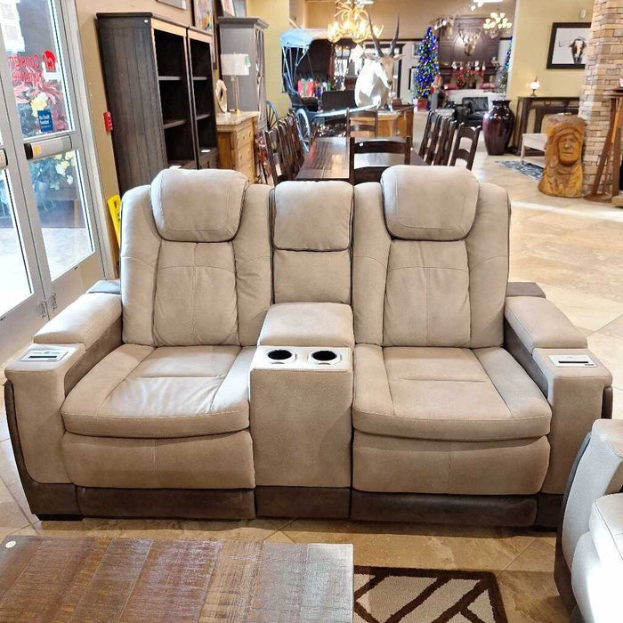 Durapella Two-Tone Leather Loveseat w/ Console(BCCH)