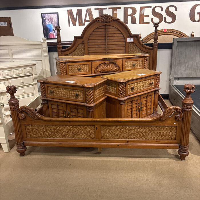Oak 4-Poster Carved King Bed (ATH)