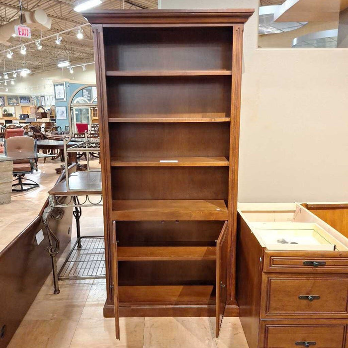 Darkwood Bookcase+2 Bottom Doors (LSH)