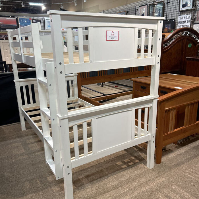 White Twin over Twin Bunk Bed (CTH)