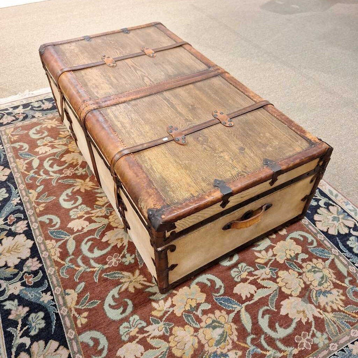 Brown Wooden/Leather Large Storage Chest(ATH)