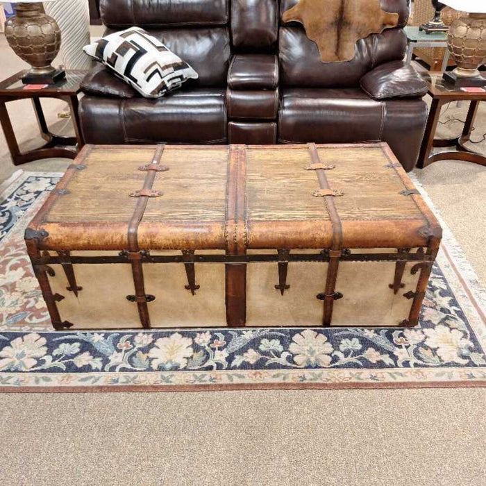 Brown Wooden/Leather Large Storage Chest(ATH)