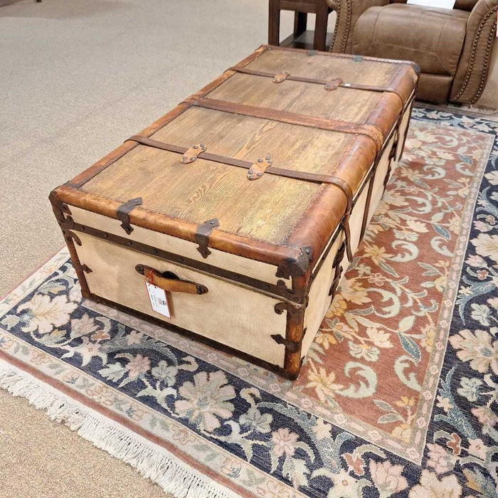 Brown Wooden/Leather Large Storage Chest(ATH)