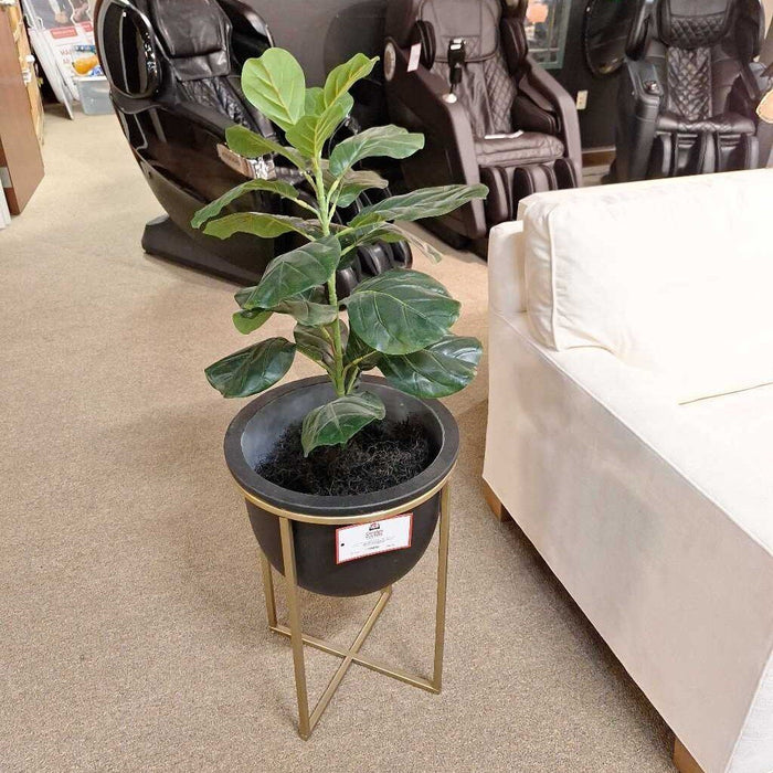 Black/Gold Accented Potted Faux Plant (KL)