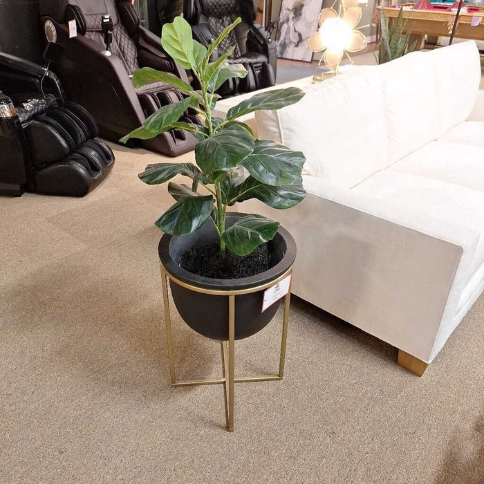 Black/Gold Accented Potted Faux Plant (KL)