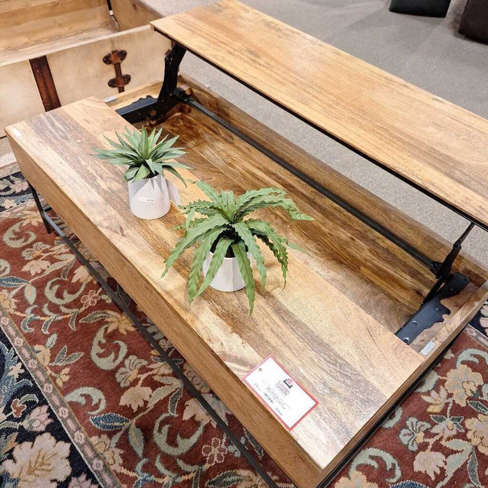 Set of 2 White Potted Plants (BA)