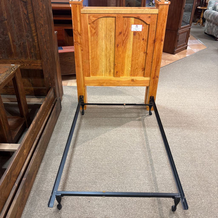 LW Twin Bedframe (ATH)