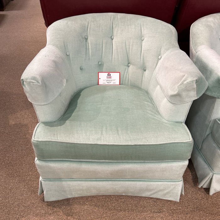 Green Fabric Accent Chair + Wheels (TI)