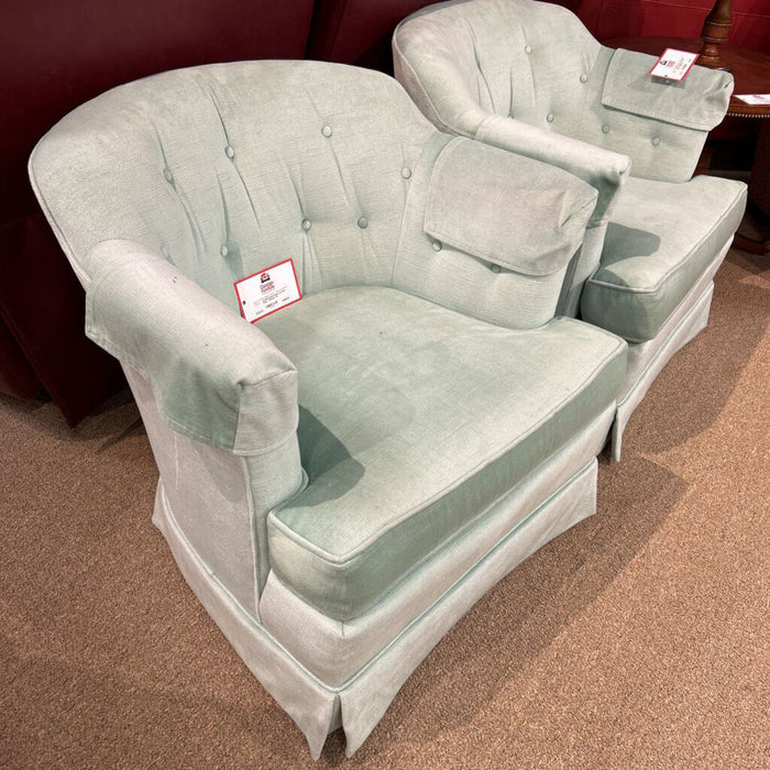 Green Fabric Accent Chair + Wheels (TI)