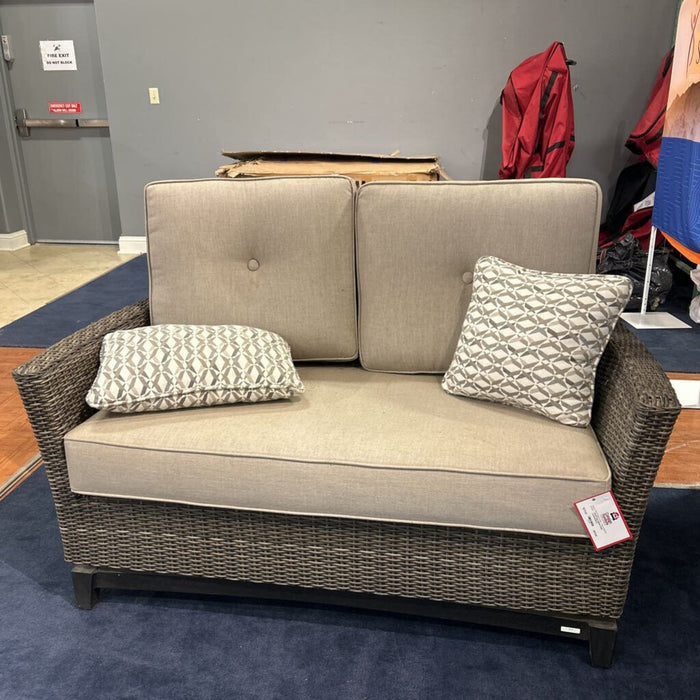 Dark Wicker Patio Loveseat(ALK)