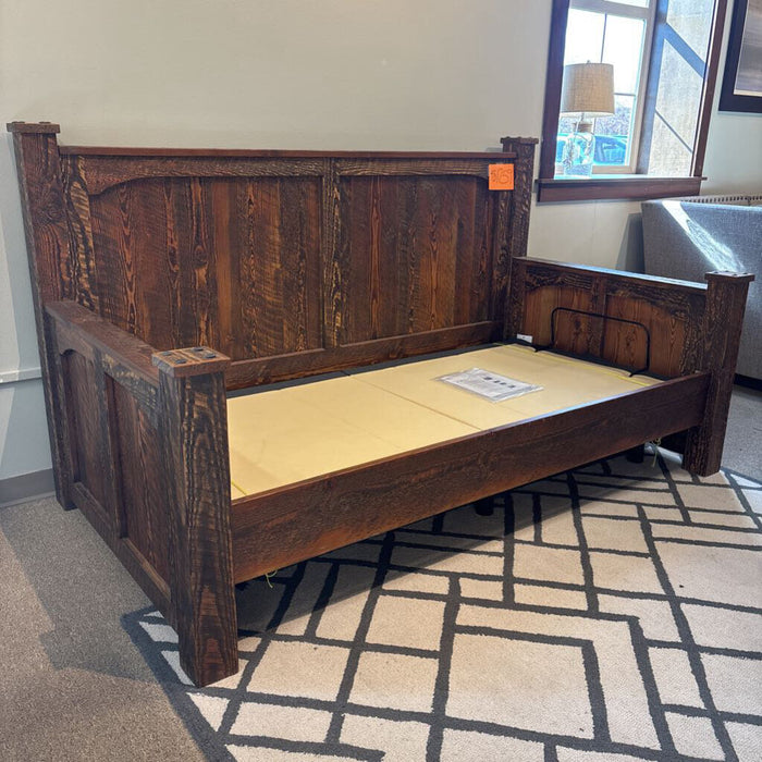 Rustic Day Bed (ITH)