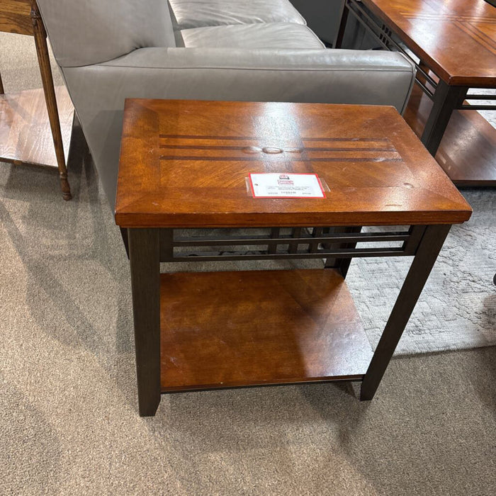 DW 2-Tier Patterned End Table(BLA)