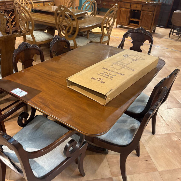 DW DR Table w/ 3LF's + Pads(BTK)