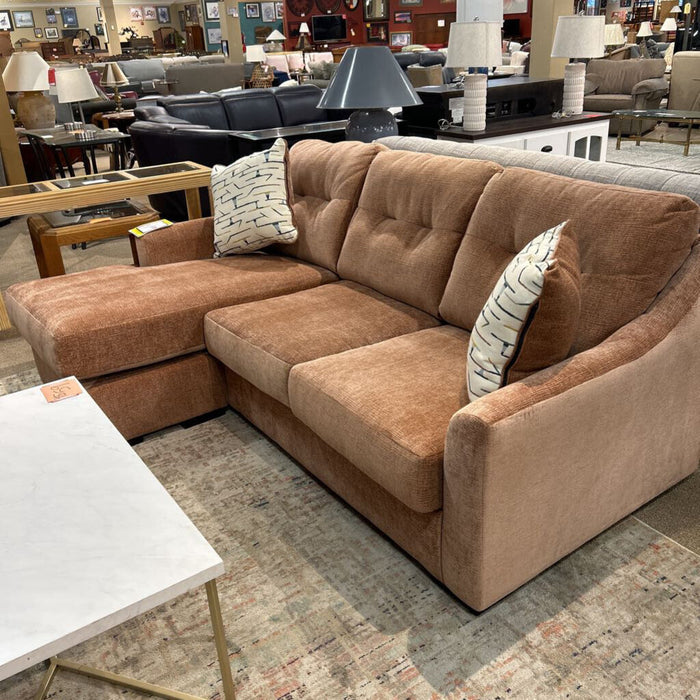 Amity Bay Sofa Chaise Queen Sleeper(BBAT)