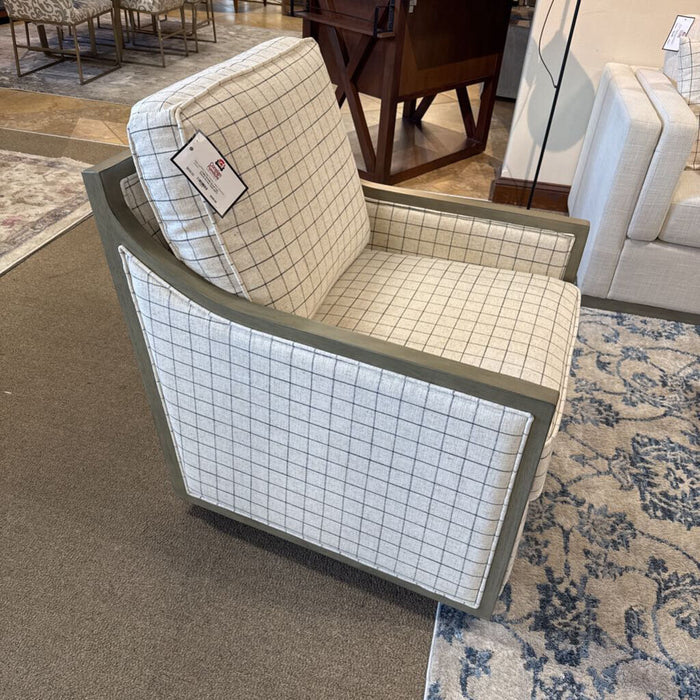 Wood Trim Swivel Accent Chair (KKT)