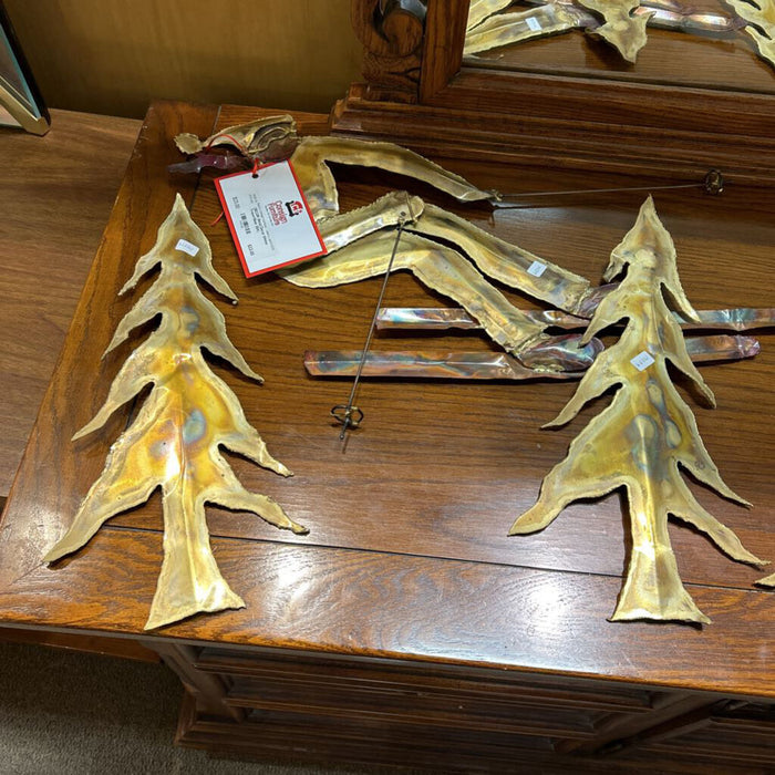 Metal Decor Winter Trees+Skier (LS)