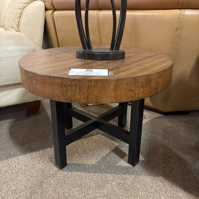 Tanidore Round End Table (LTT)