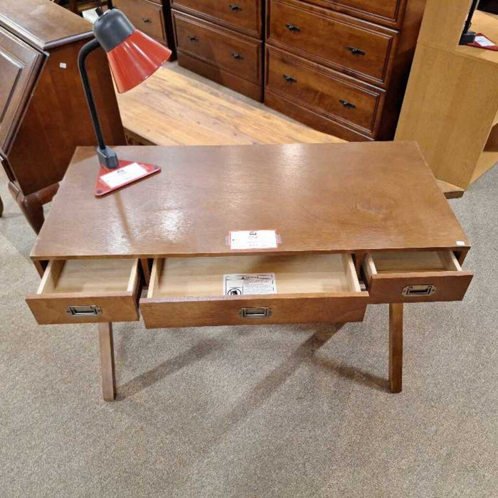3-Drawer Oak Desk(BAH)