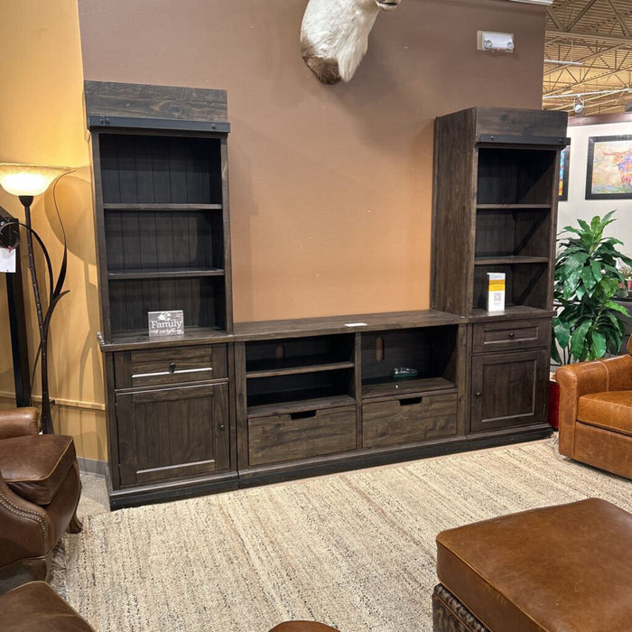 3-Piece DW Entertainment Center(IIH)