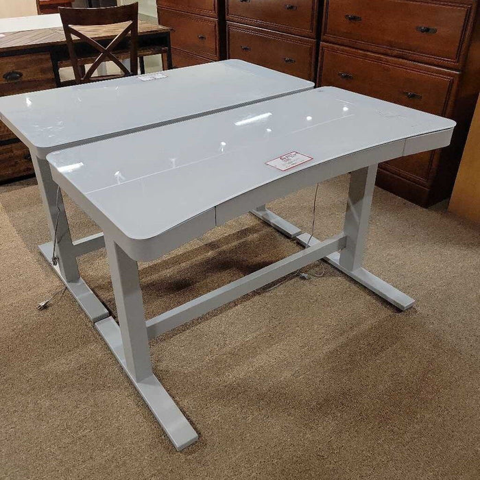 White Lift Desk(BHA)