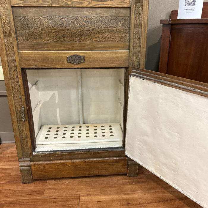 DW Antique Ice Chest(AMK)