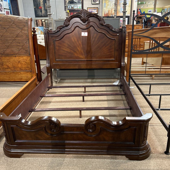 DW Ornate Queen Bed Frame(SAK)