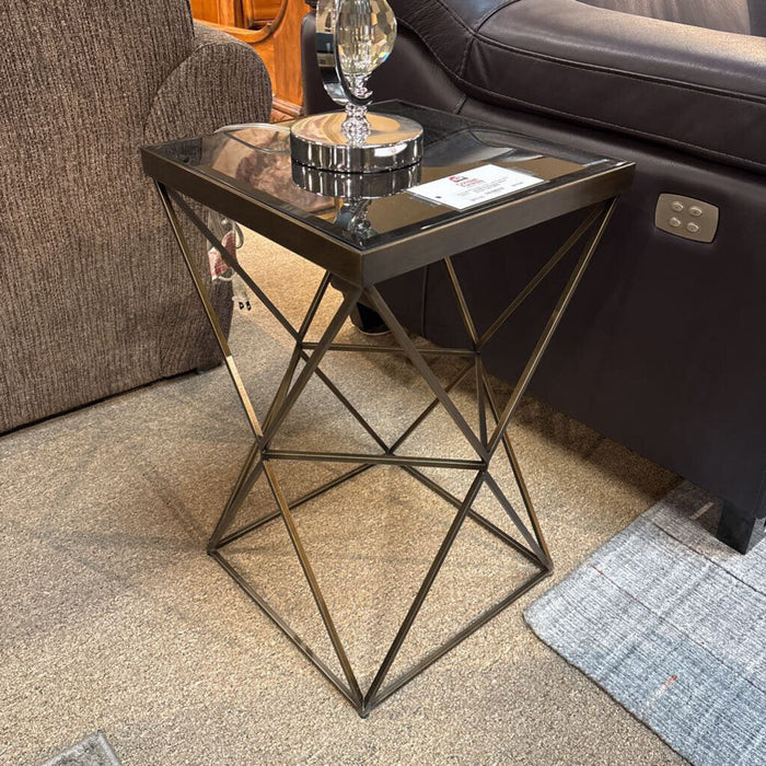 Uttermost Uberto Accent Table (MHH)