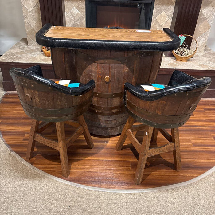 Barrel Style Bar w/ Leather Upholstery w/ 2Stools(LKLK)