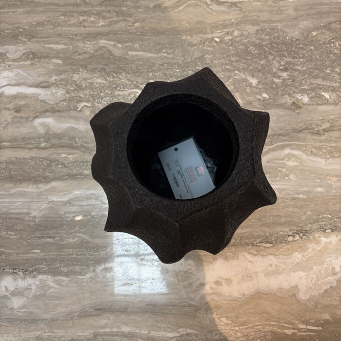 Judworth Vase - (CM)