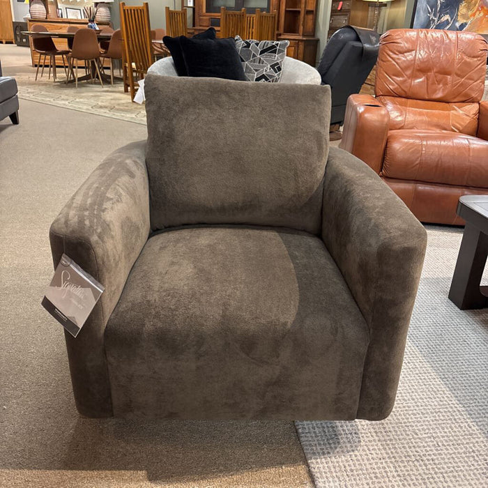 Dairlett Accent Chair (SHM)