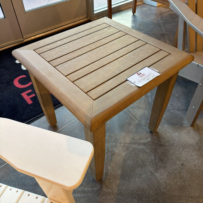 Gerianne Square End Table (LMS)