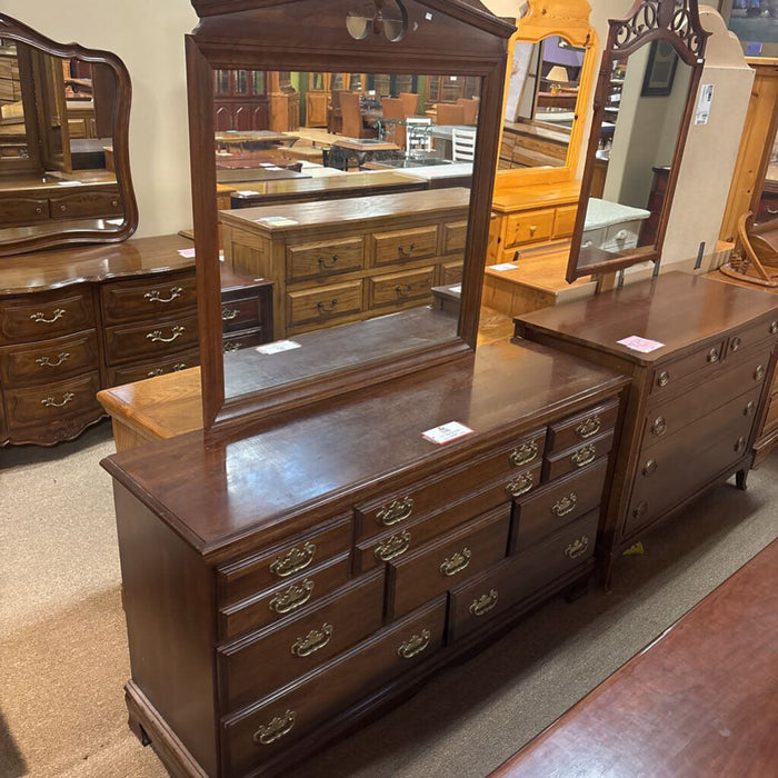 DW Long Dresser W/ Mirror (LSH)
