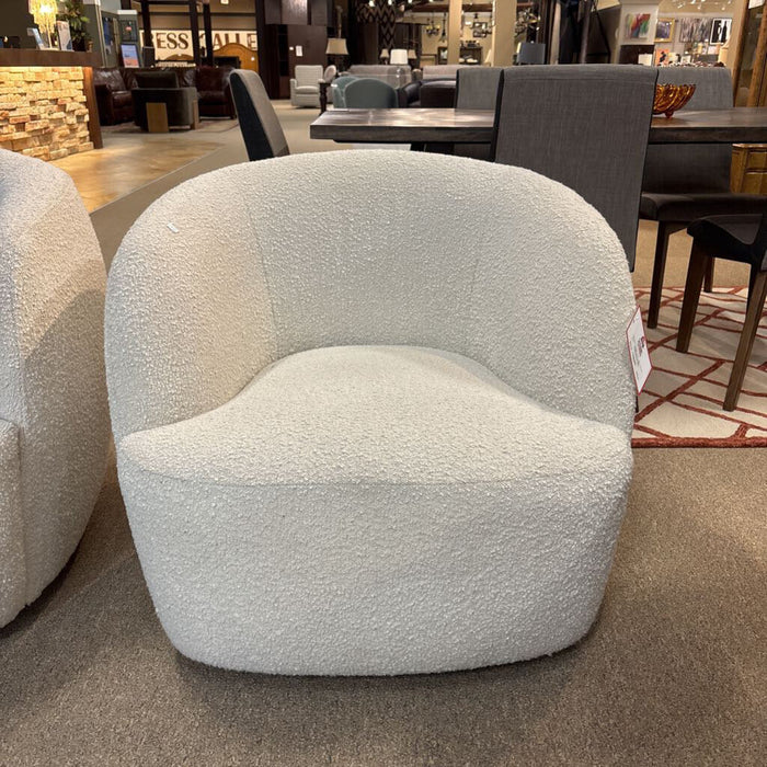 Fuzzyy Fabric Crate+Barrel Ch (SLH)