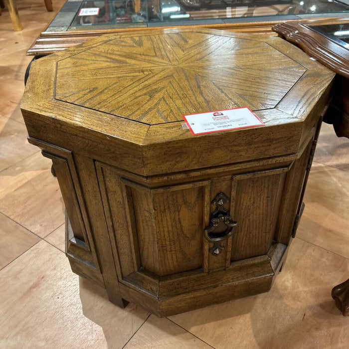 Hexagon End Table (TI)