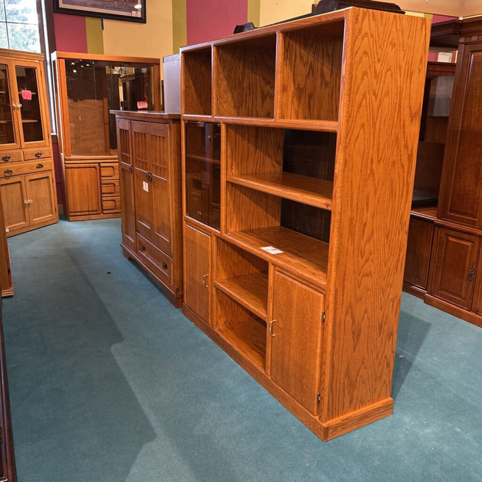 Large Oak Media Center(ALK)